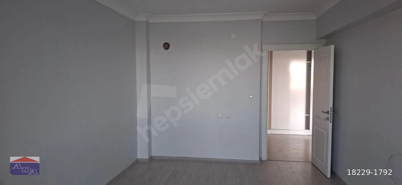 a9f2e934-9344-4823-b60b-c47b4ff1b5e0