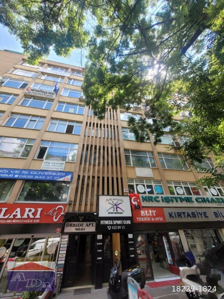 Kızılay Mithatpaşa’da Asansörlü Klimalı Otoparklı 5+1 Daire